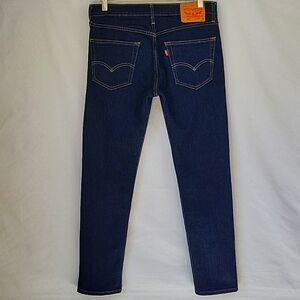 Levi's 502 Taper Fit Jeans Size 32 x 30 Dark Wash
